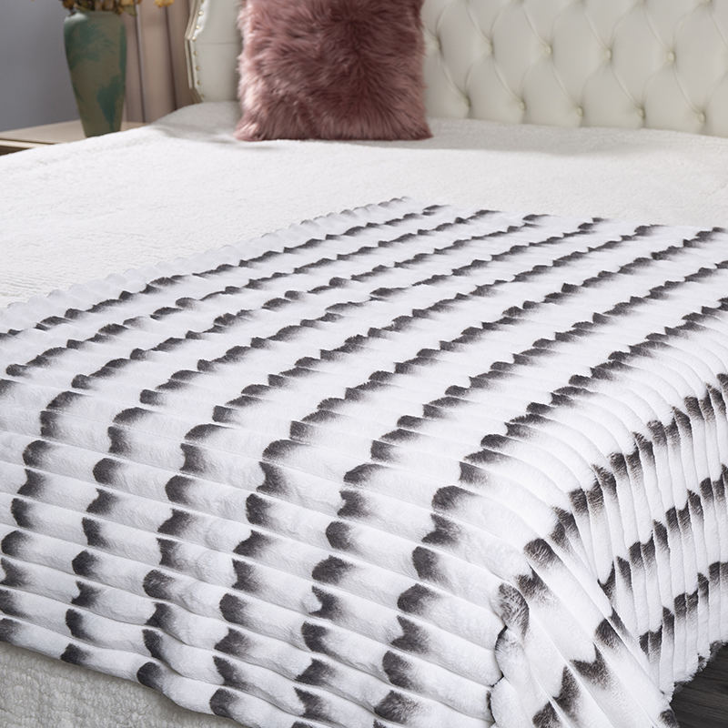 50 * 60 inch black and white printed rabbit hair blanket