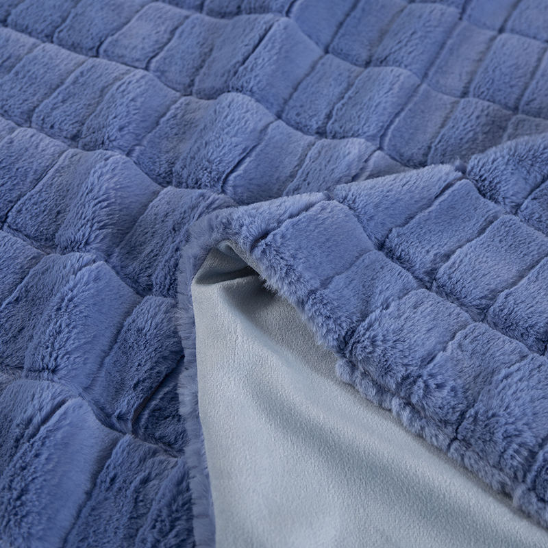 50 * 60 inch blue jacquard rabbit fur blanket