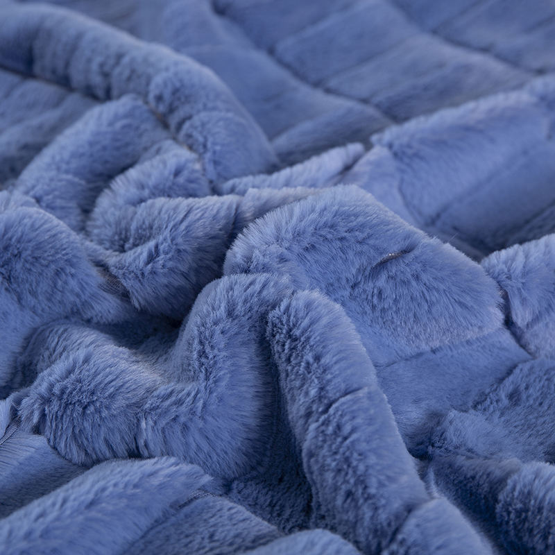 50 * 60 inch blue jacquard rabbit fur blanket