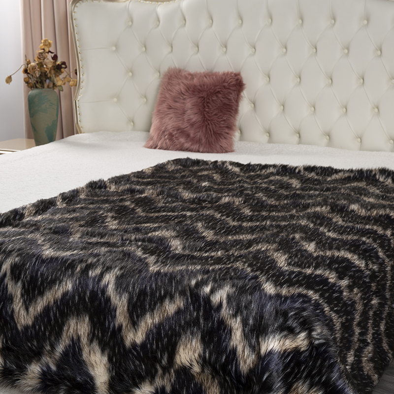 50 * 60 inch warm home jacquard printed faux fur blanket