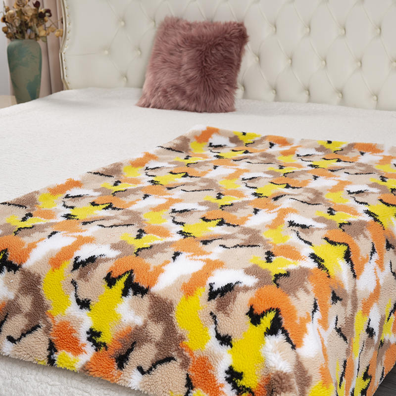 50 * 60 inch colorful home printed lamb plush blanket